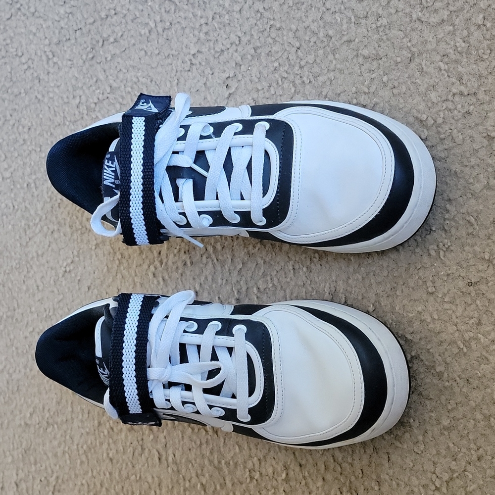 Nike - low cut Vandals